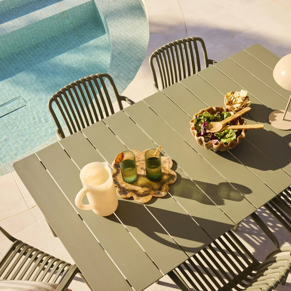 Outdoor Dining Tables
