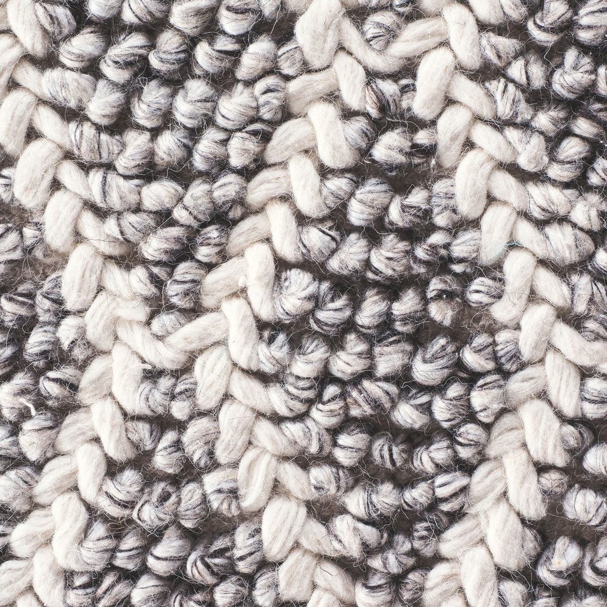Braided Diamond Hand Woven Grey & Cream Wool Rug 240x150cm