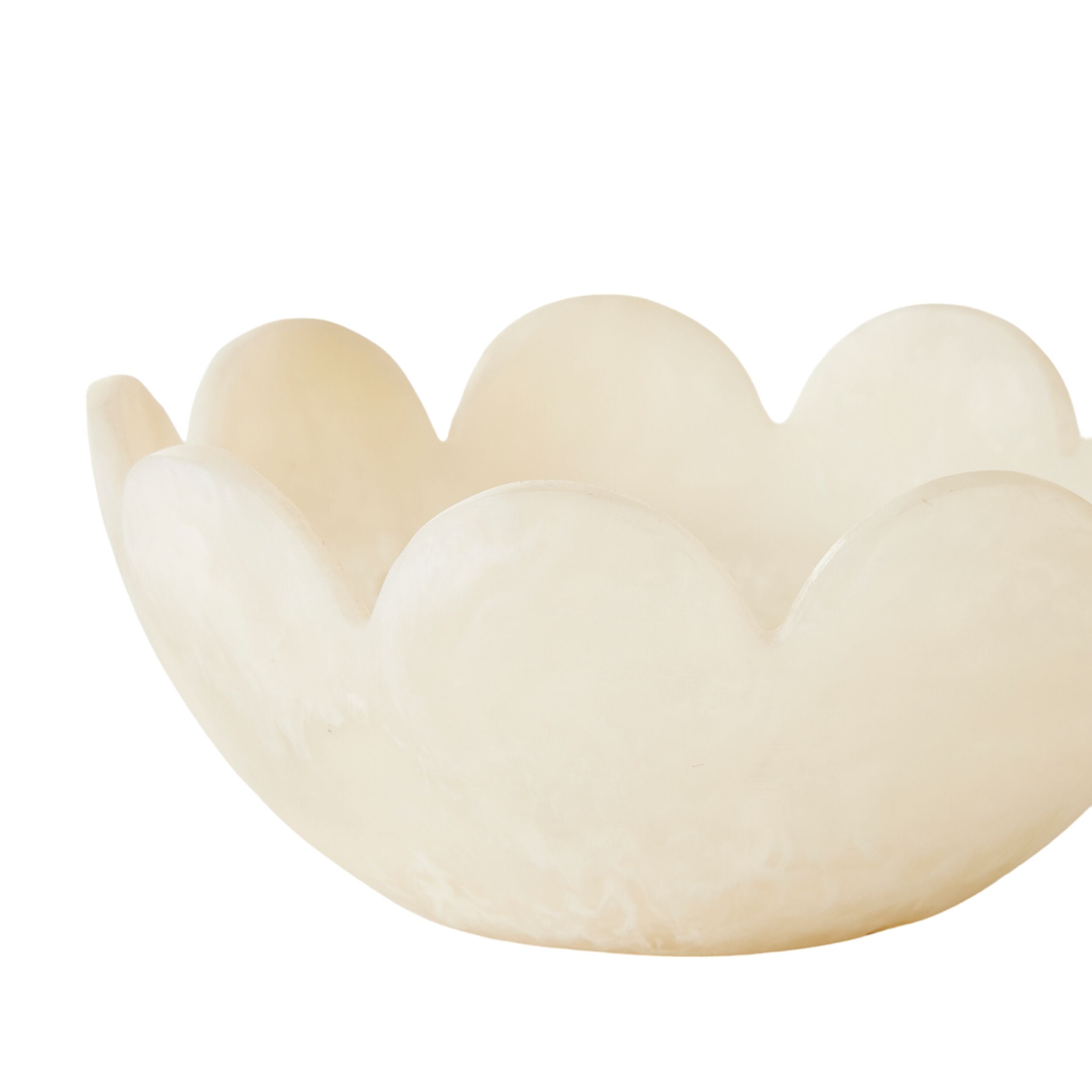 Poppi Scallop Nut Bowl Pearl