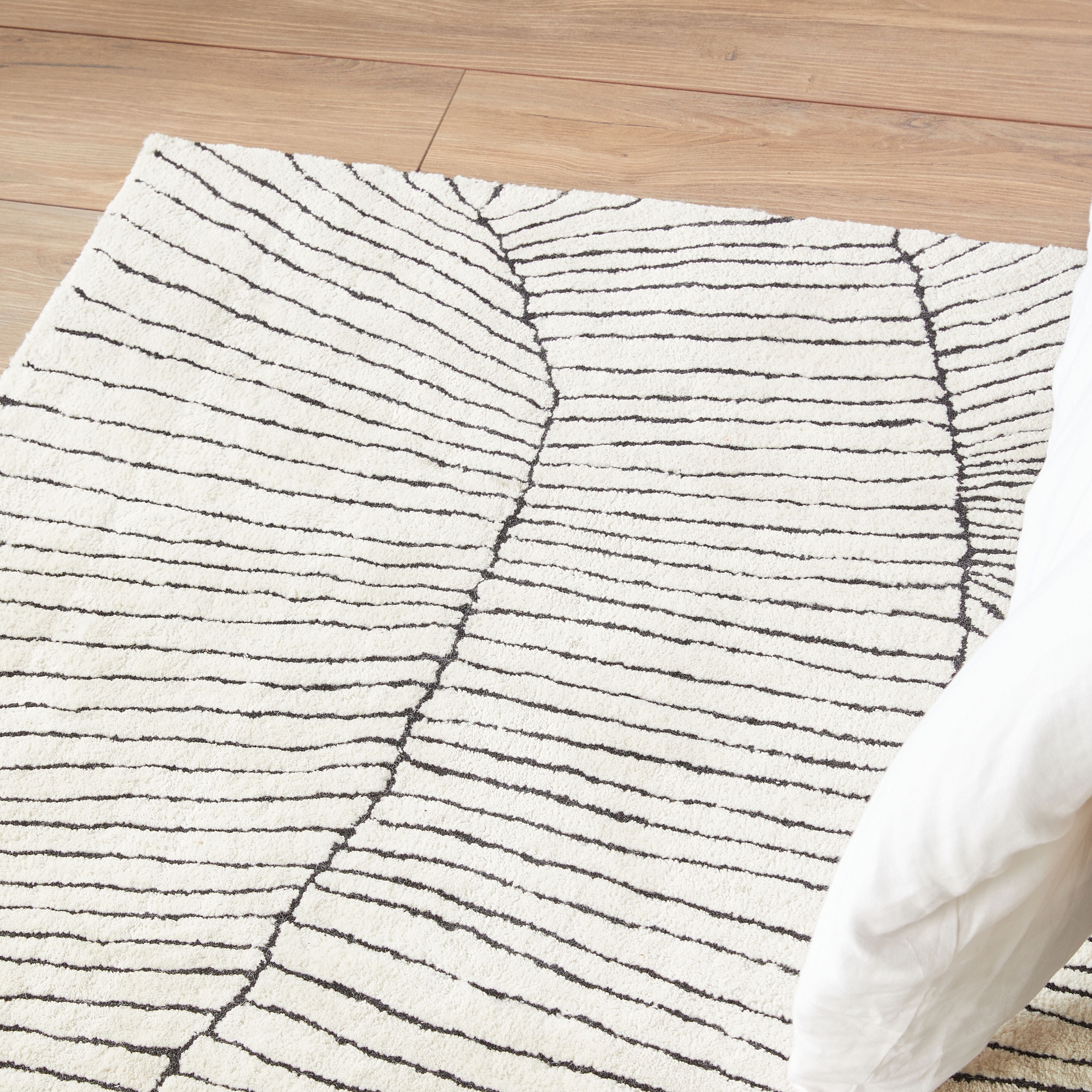 Geo Wave Hand-Tufted Black & White Rug 400x300cm – Early Settler AU