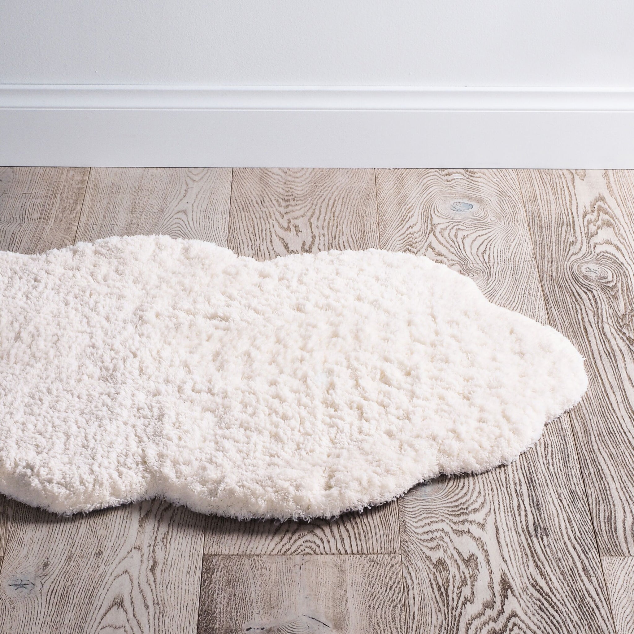 Cloud Tufted White Rug 75x120cm