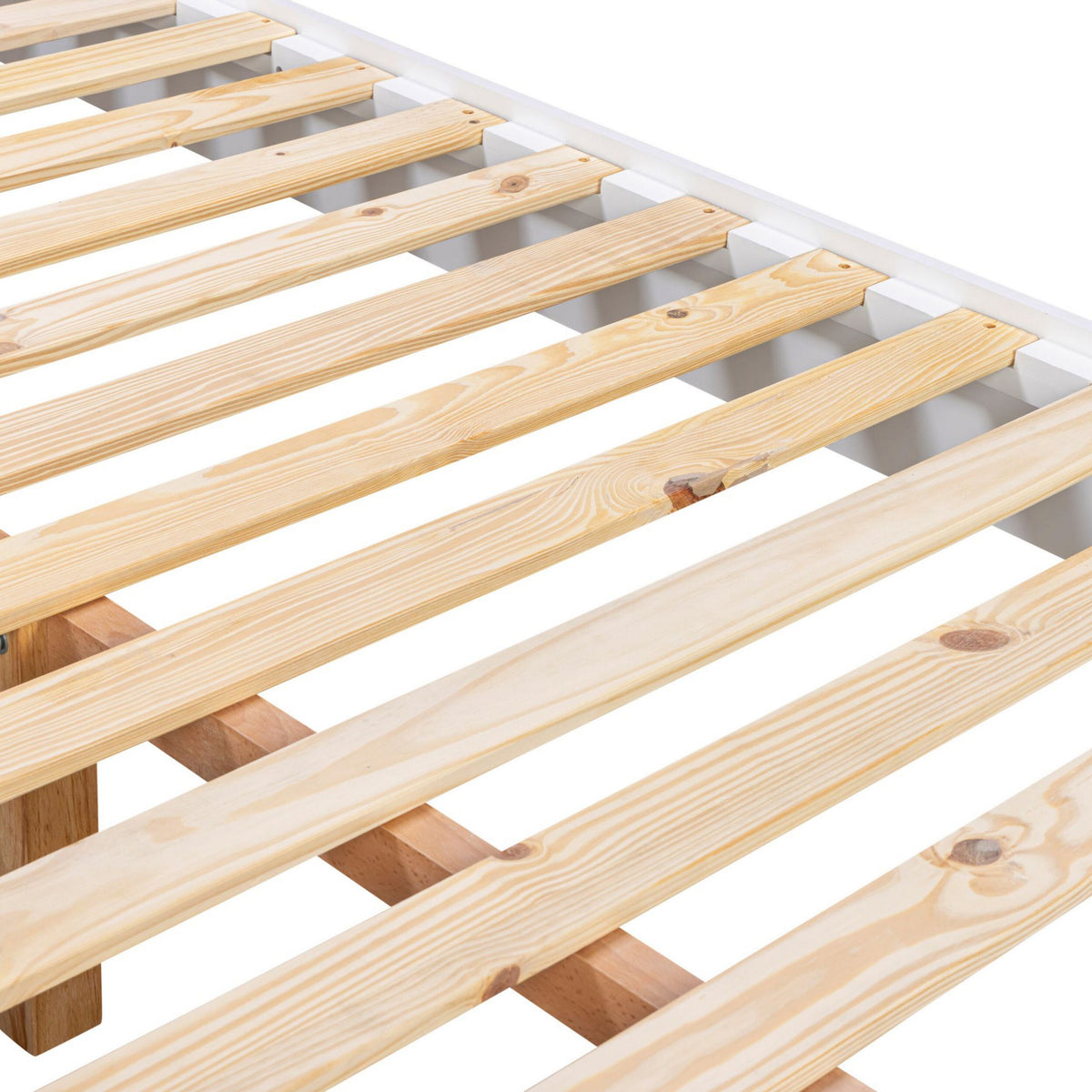 Saige King Bed