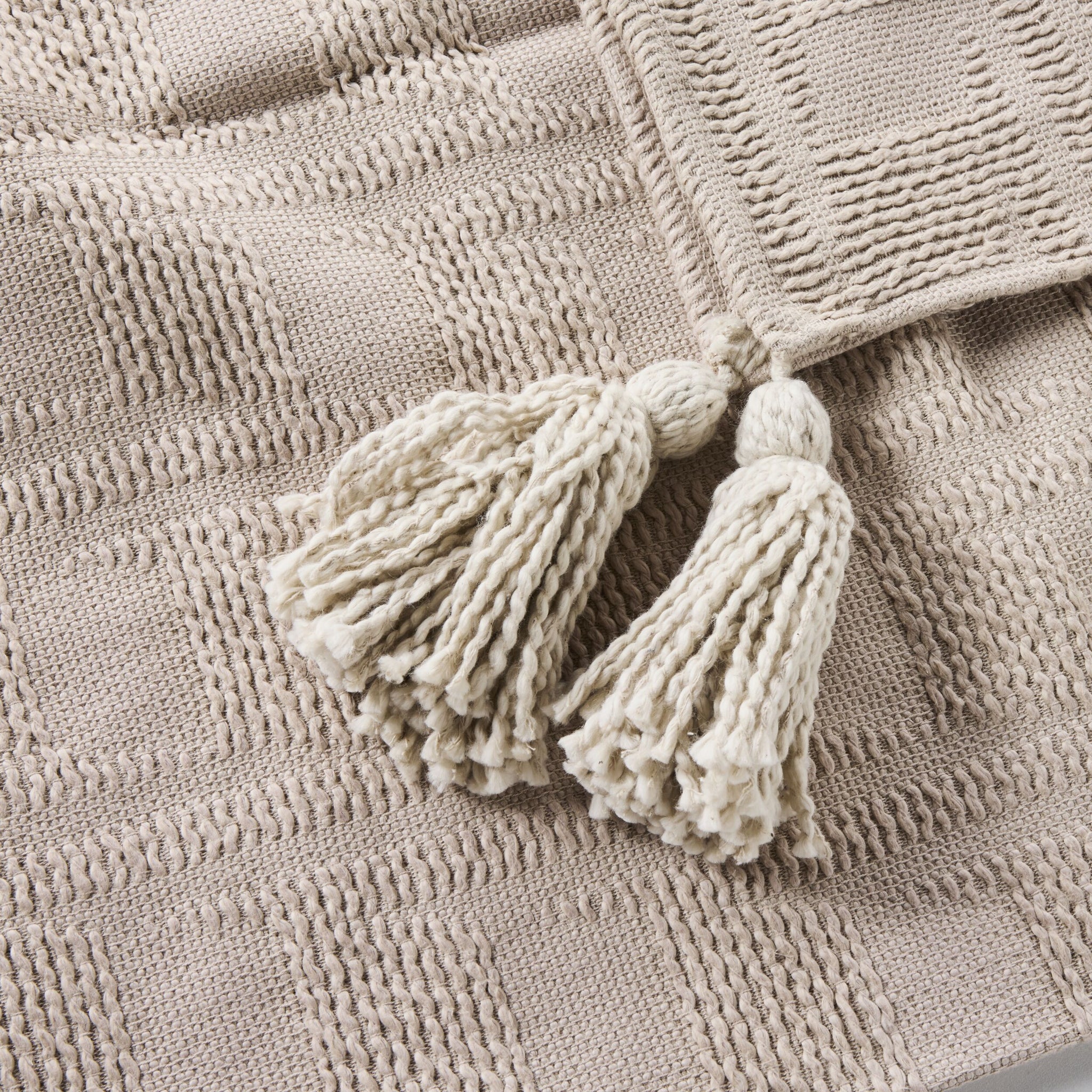 Tahlia Textured Throw Grey 130x170 cm