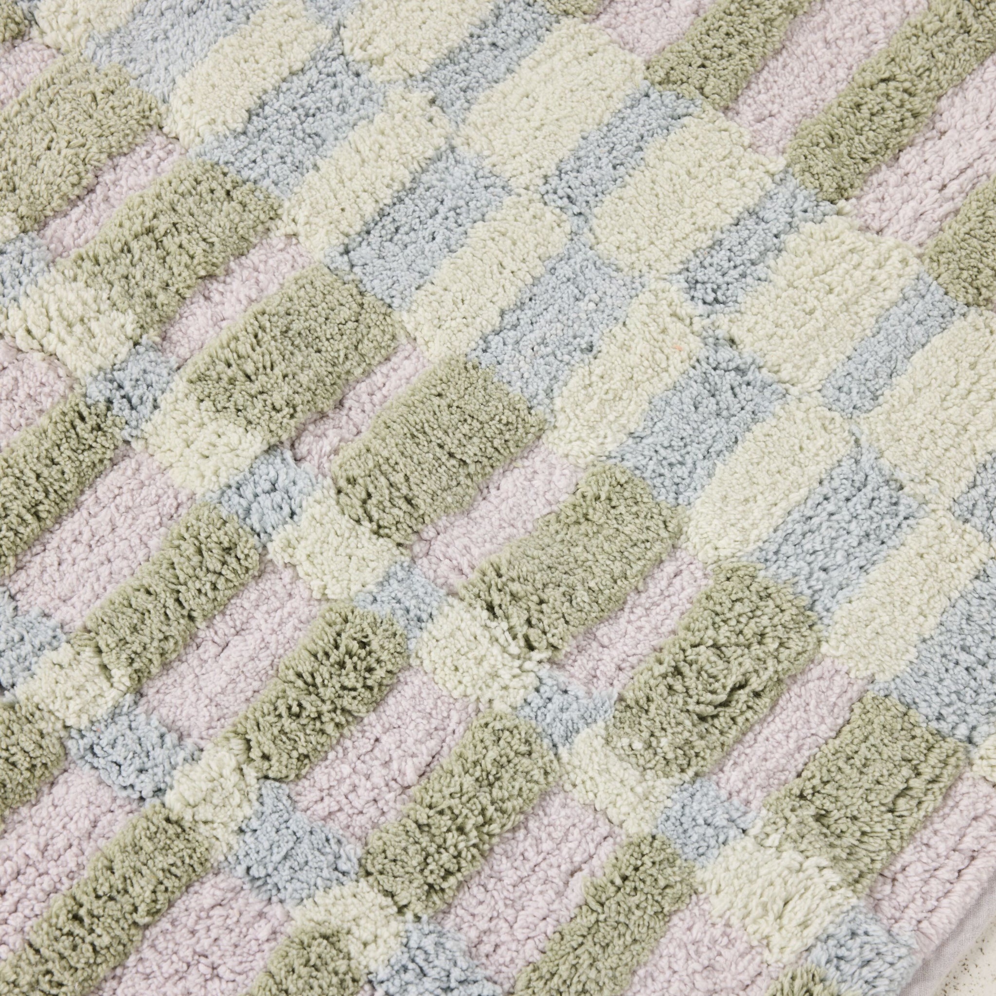 Maison Hi Lo Bath Runner Lilac Check