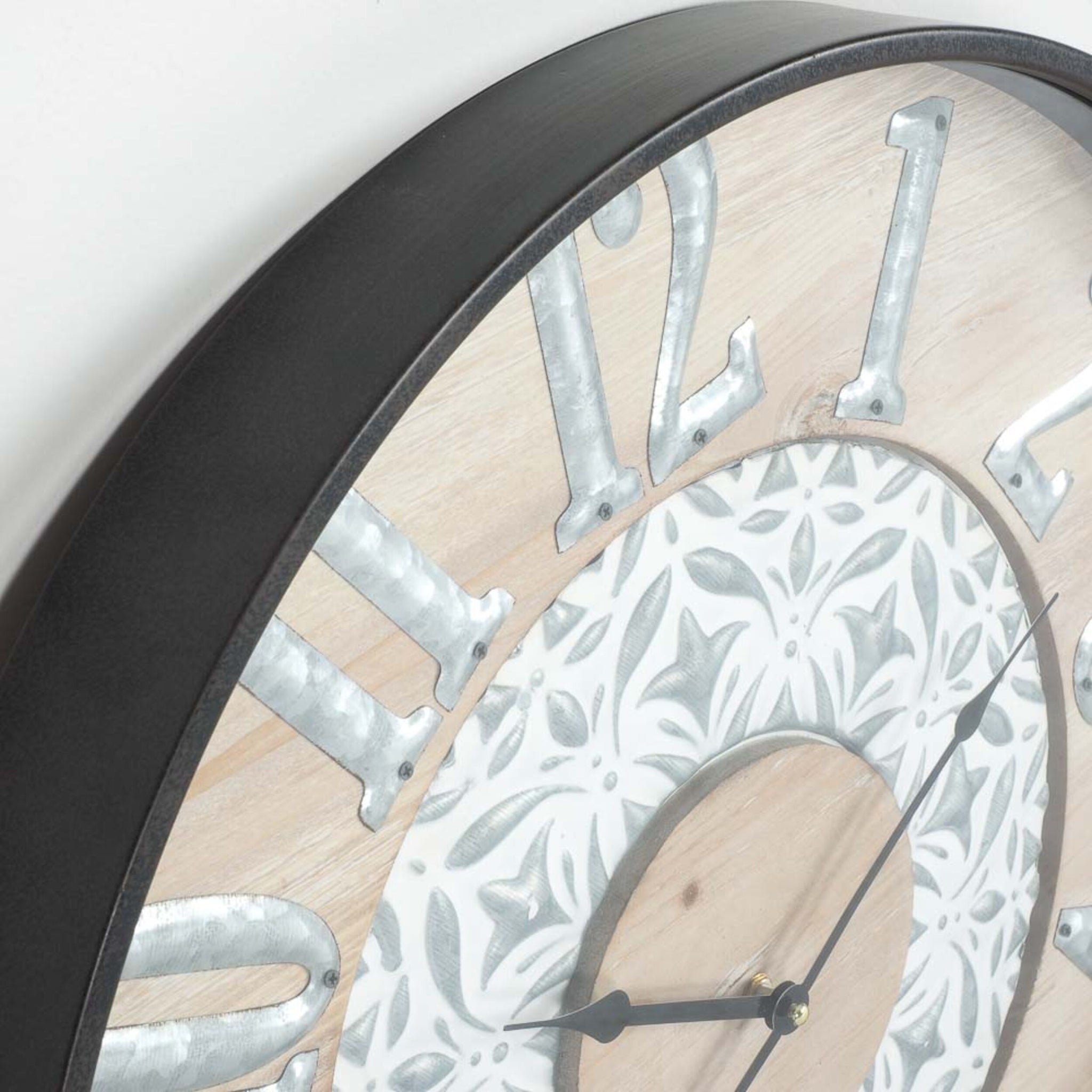 BeyondTime Grain Circle Detail Clock 60cm