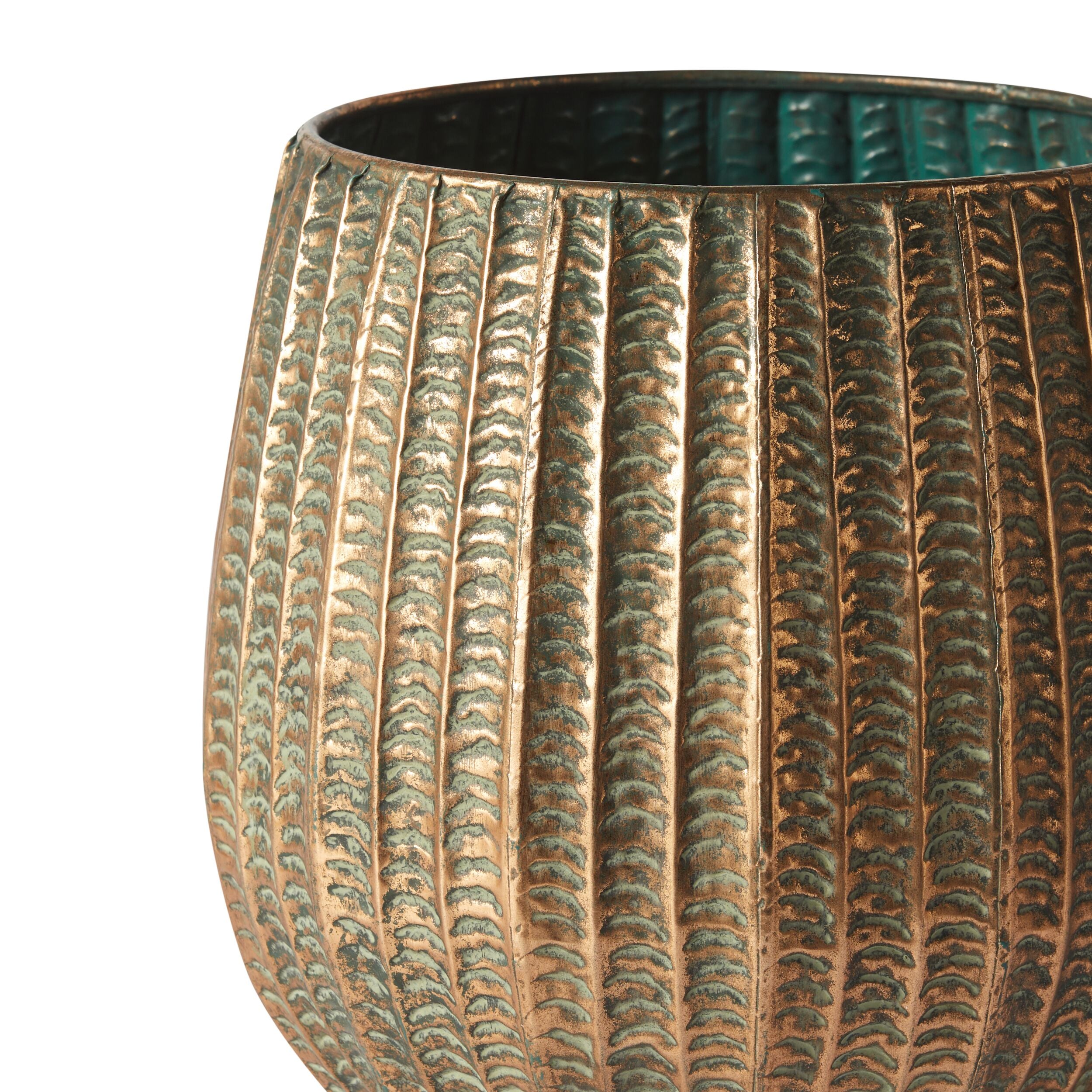 Avani Metal Ribbed Pot Large 36.5x35cm