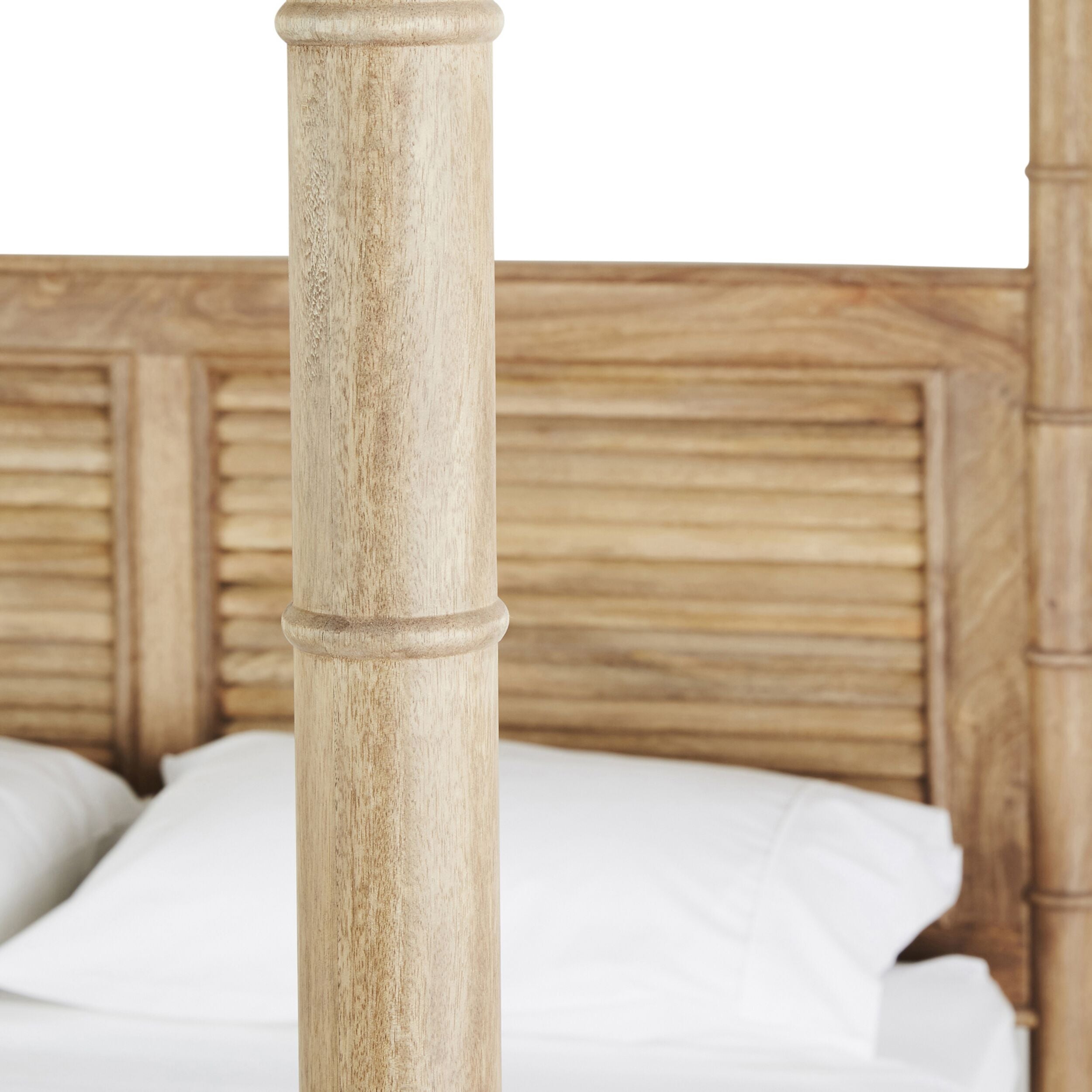 Hampton Mango Wood King Canopy Bed