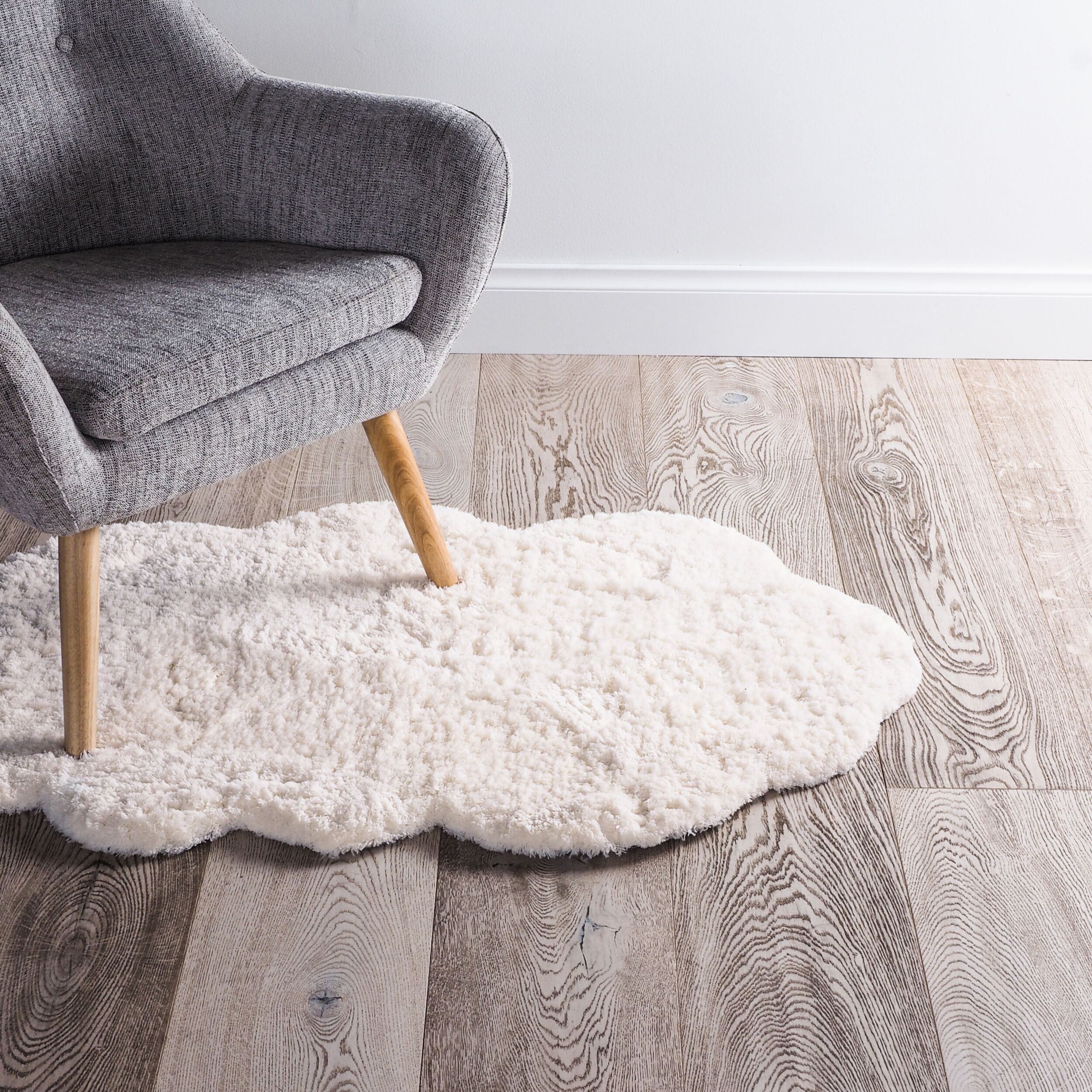 Cloud Tufted White Rug 120 x 75 cm